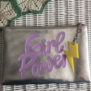 Studio DIY Can’t Clutch This Girl Power Clutch